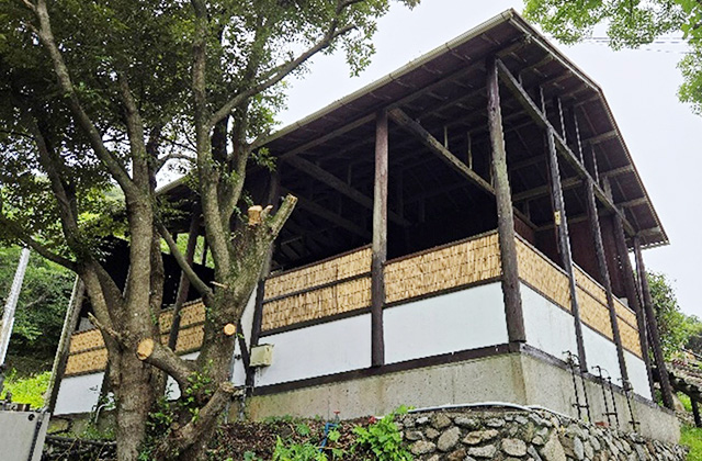 露天風呂(岩風呂)/キャンピングヒルズ鴨川(千葉県/鴨川市)