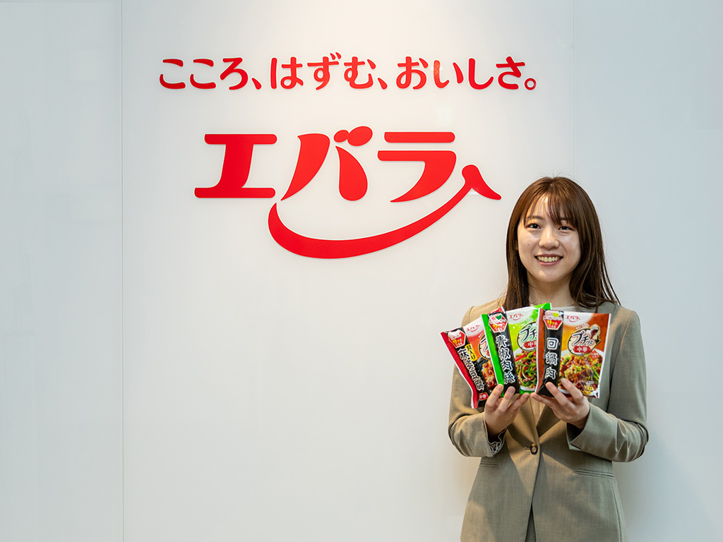 営業企画部 営業販売促進課 栗原寛奈さん