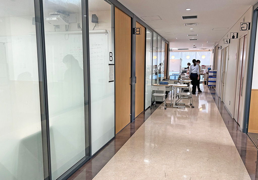 感恩館の館内/淑徳巣鴨中学校(東京都/豊島区)