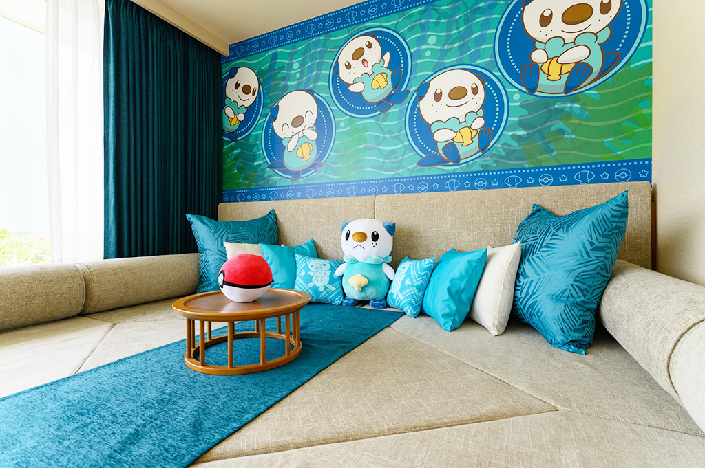 壁面にミジュマルと海がデザインされた小上がり/NEMU RESORT(三重県/志摩市)