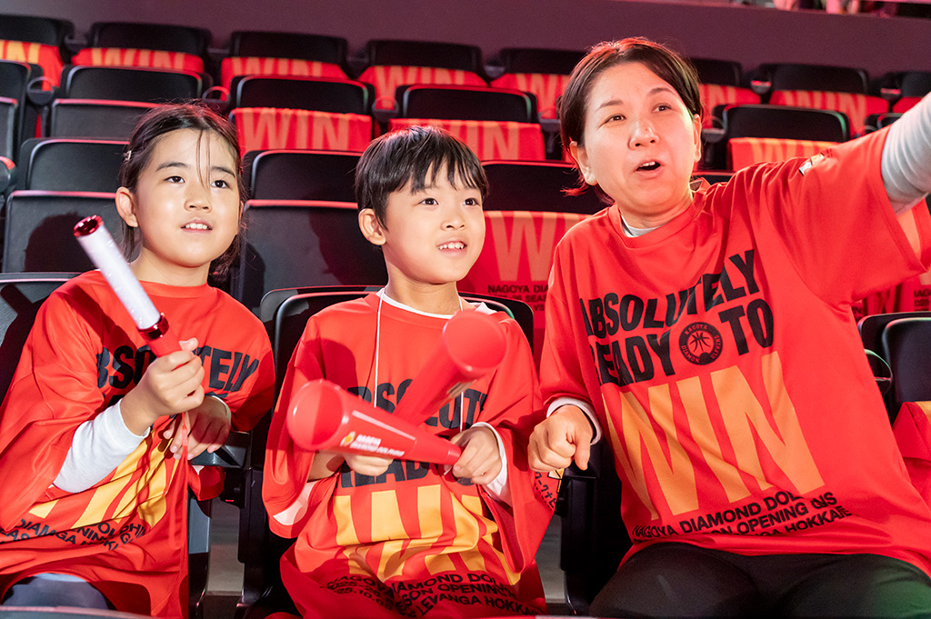 【B.LEAGUE】子どもと初めてのバスケットボール観戦レポ!服装やグルメ、楽しみ方を徹底レクチャー 観戦チケットプレゼント情報も!