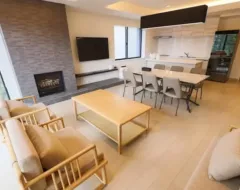 4 x 3 Bedroom Apartments - 3 x Double Rooms or 3 x Twin Rooms