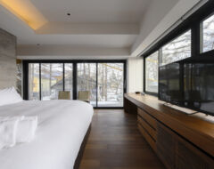 5 Bedroom Chalets