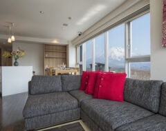 3 Bedroom Apartments