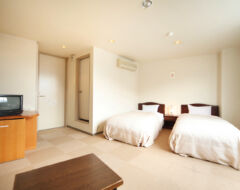 Western Room with toilet
