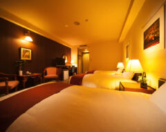 Triple Bed Room