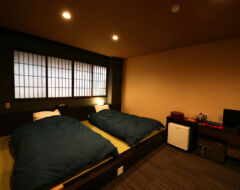 Japanese / Western Room