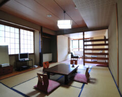 Deluxe Japanese Room