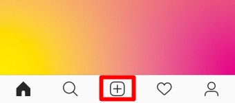 インスタの投稿ボタン