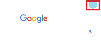 右上のアカウントのアイコンをタップ