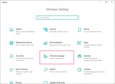 表示言語を英語から日本語に戻すには、Windowsの設定を開いて「Time&Language」をクリック