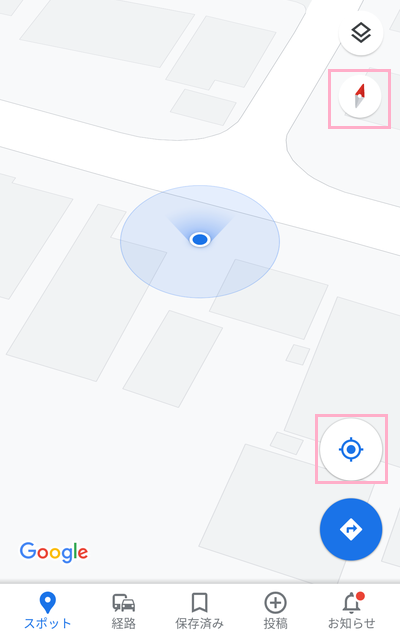 「現在地」ボタンをタップ→コンパスボタンをタップ