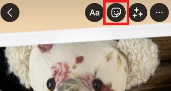 顔のマークをタップ