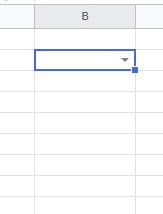 プルダウンメニューのセルが空白になっている