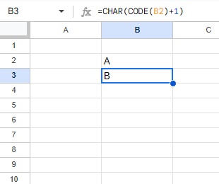 セルの右下のフィルハンドルを下方向に引っ張る