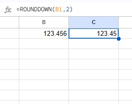 C1セルに「123.45」と表示された
