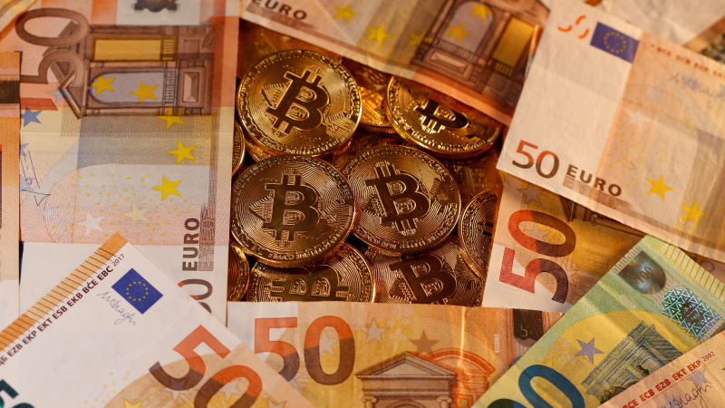 中銀デジタル通貨「デジタルユーロ」、27年にも試験運用開始の可能性=ECB