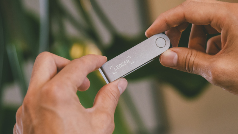 ハードウェアウォレット開発のレジャー、米国での上場かプライベートでの資金調達を検討=報道