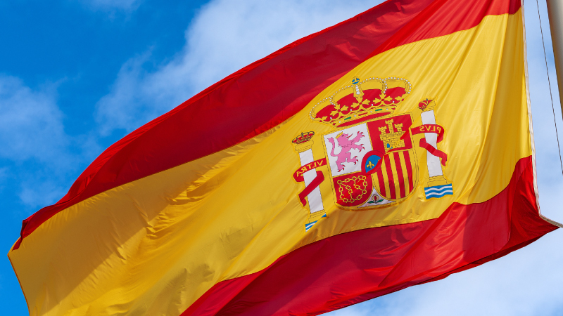 スペイン、MiCAとDAC8を2026年に本格実装。暗号資産取引の透明性向上へ