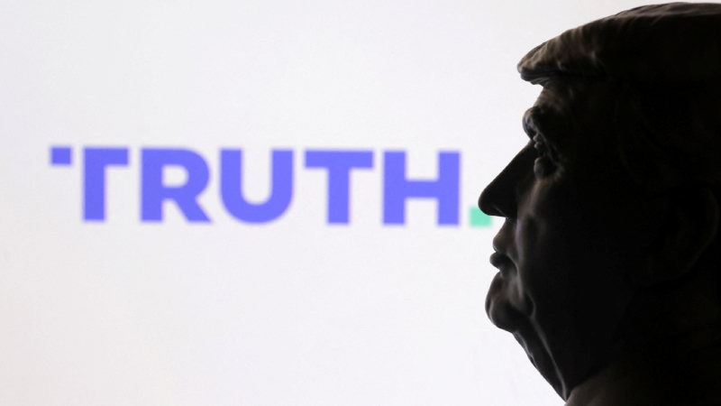 トランプ大統領のメディア企業TMTG、株主に新たな暗号資産を配布へ。ローンチ詳細は2026年に