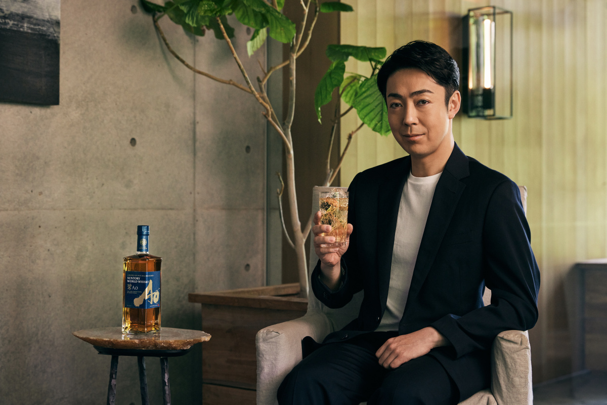 【スペシャルムービー】SUNTORY WORLD WHISKY「碧Ao」と尾上菊之助が語る「新しい出会い」とは