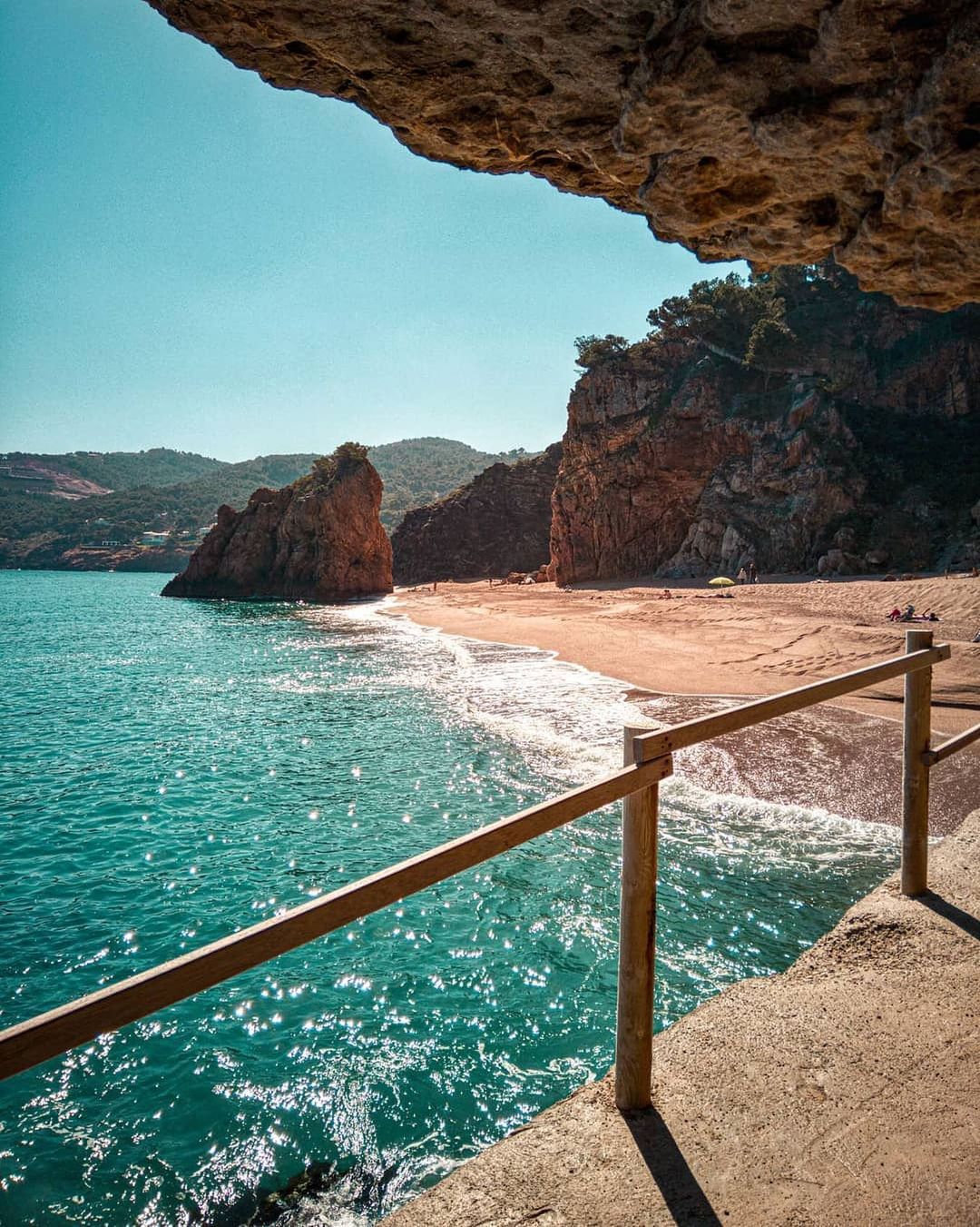 口コミ投稿：exploreWho would you explore Spain with?⁣⁣👉 Follow @explore for more! 👈⁣⁣⁣⁣👉 Fo…