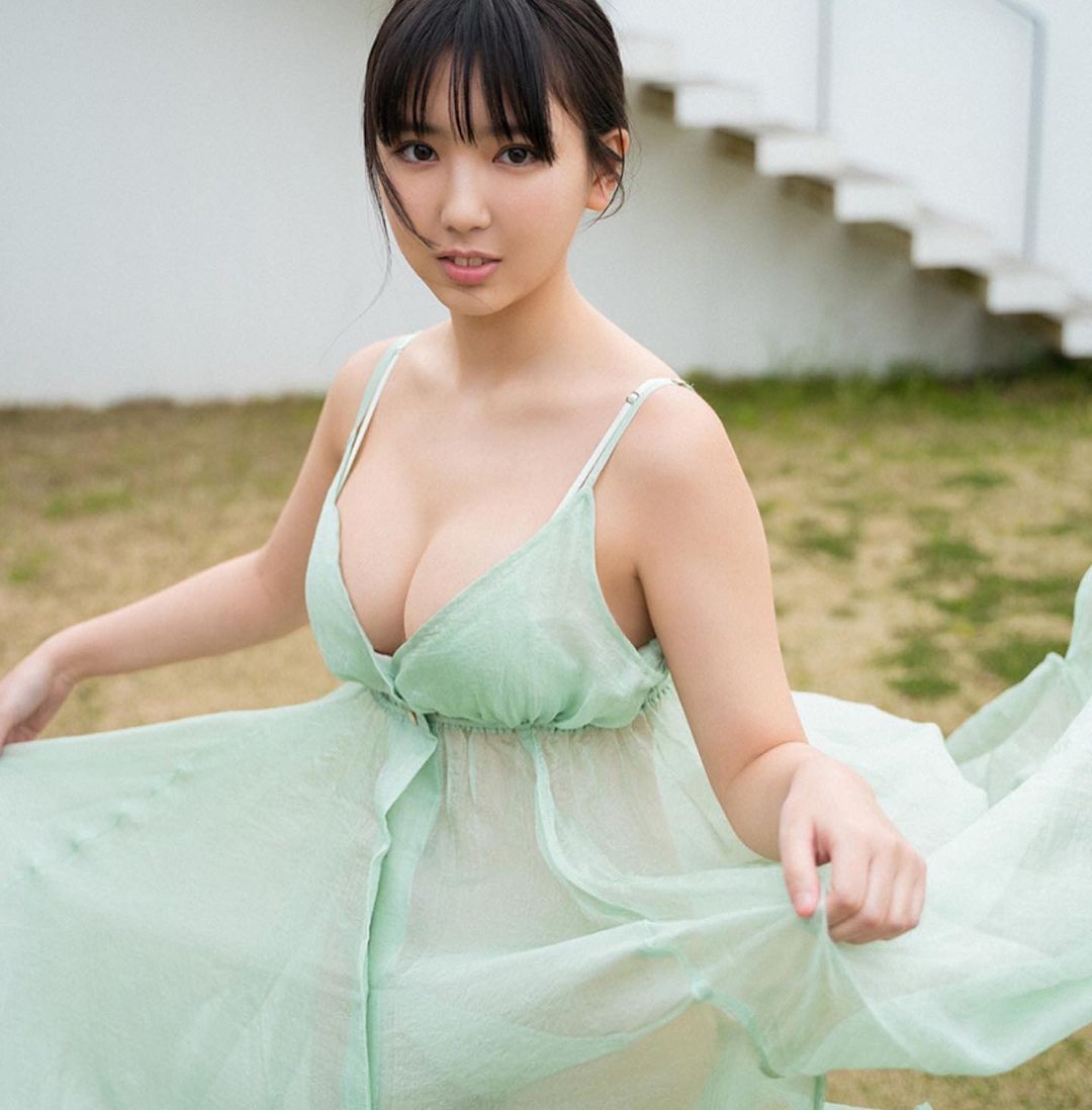 口コミ投稿：#沢口愛華 #美女 #美人 #美少女 #水着 #水着女子 #女優 #ビキニ #ビキニ女子 #モデル…