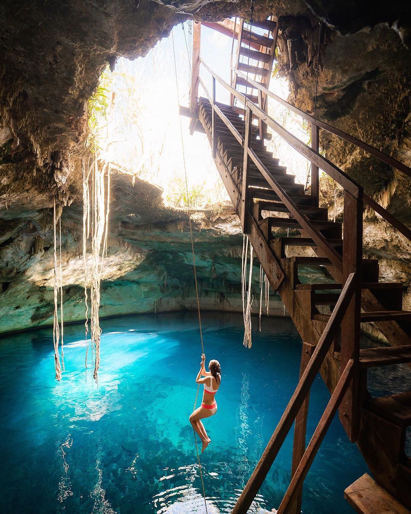 口コミ投稿：Would you swing or jump?⁣👉 Follow @explore for more! 👈⁣⁣⁣👉 Follow @explore for …