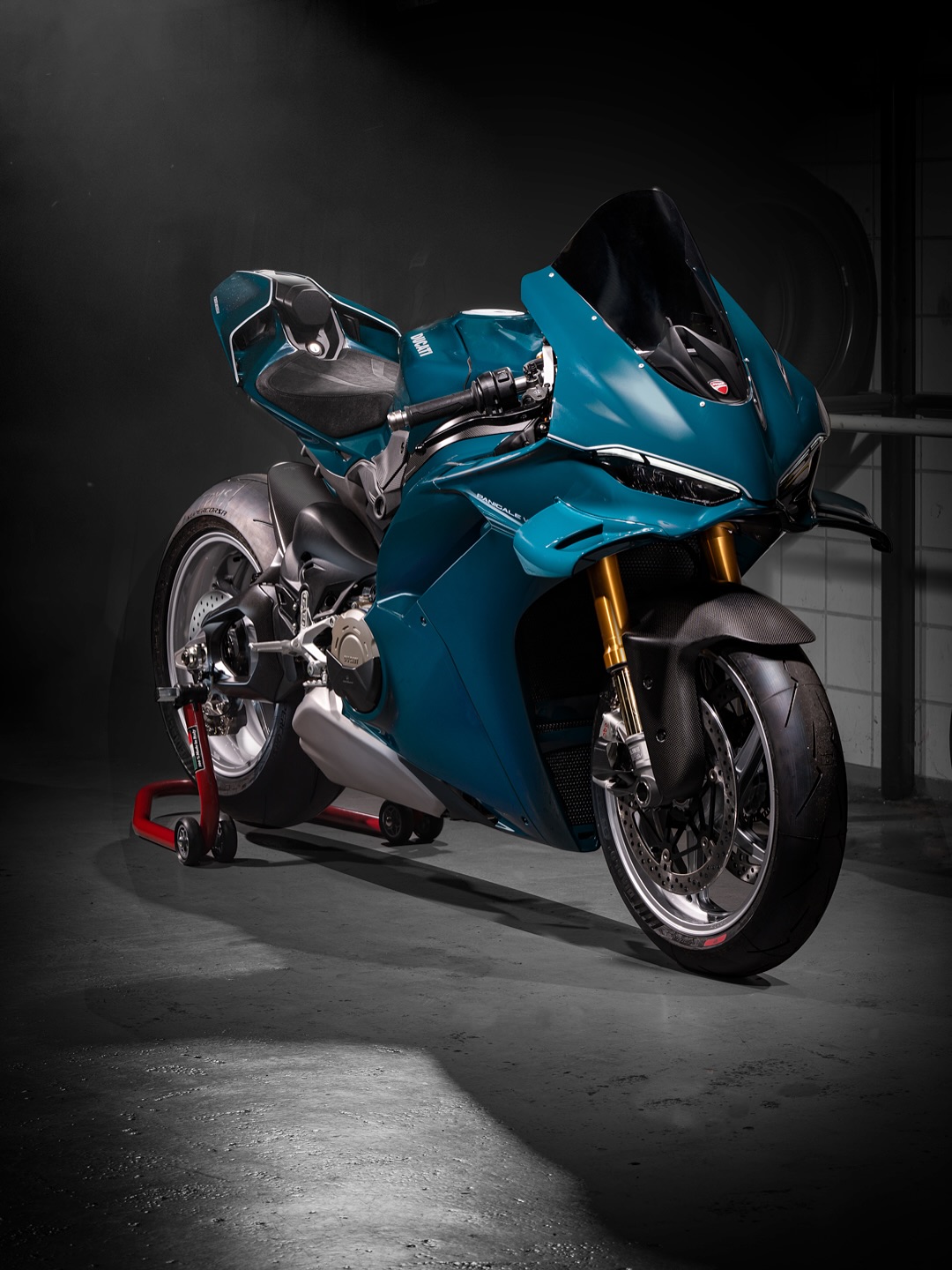 口コミ投稿：2025 Ducati Panigale V4 S Ducati Amsterdam Special in color @porsche Fjord Gree…