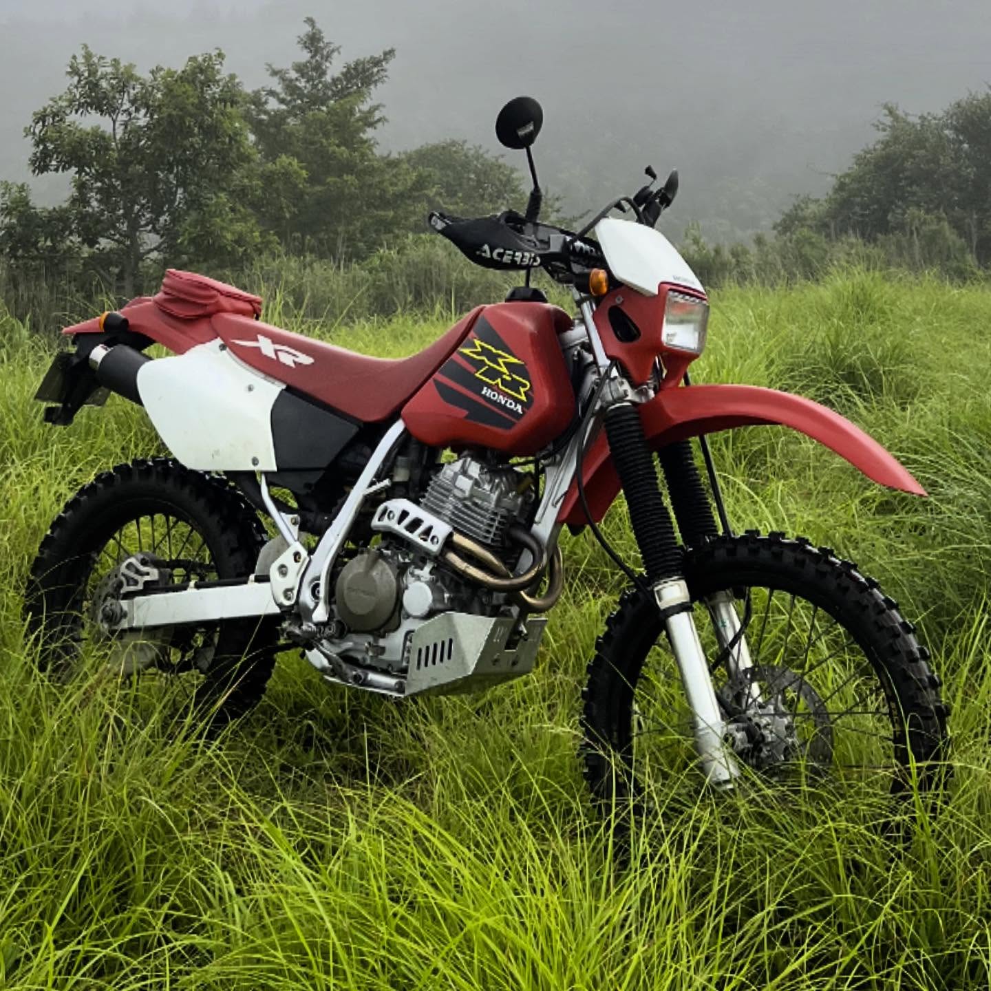 口コミ投稿：バイクの日にxr400rを投稿したものが、海外の方からストーリーでメンションされて以…