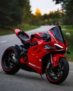Ducati Panigale V4 beauty 😍😍 Follow on@bigbikelover02YouTube :- Heavy Motors Facebook :- Heavy M…のInstagram画像