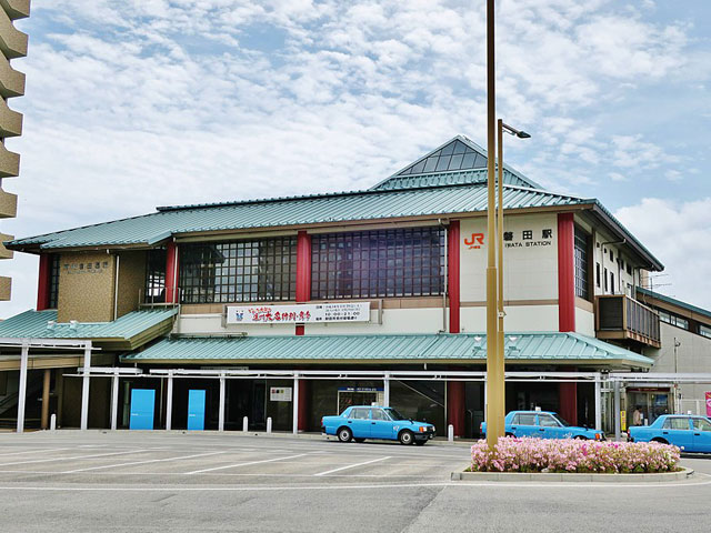 磐田駅周辺レンタカー料金比較 格安予約 乗り捨て可 旅楽