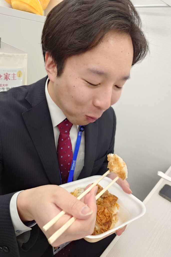 高山不動産　給食
海老ヒレロースカツ丼