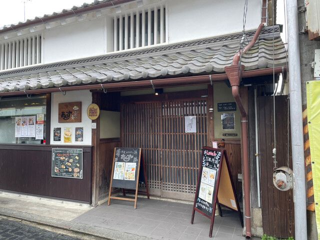 洋食レストランあんず_01.jpg
