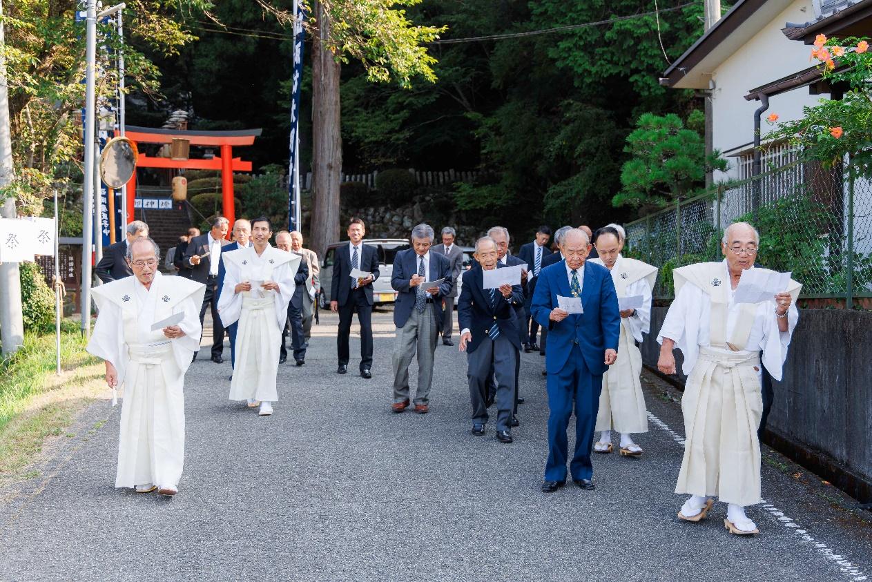 諏訪神社の例大祭＿06.jpeg
