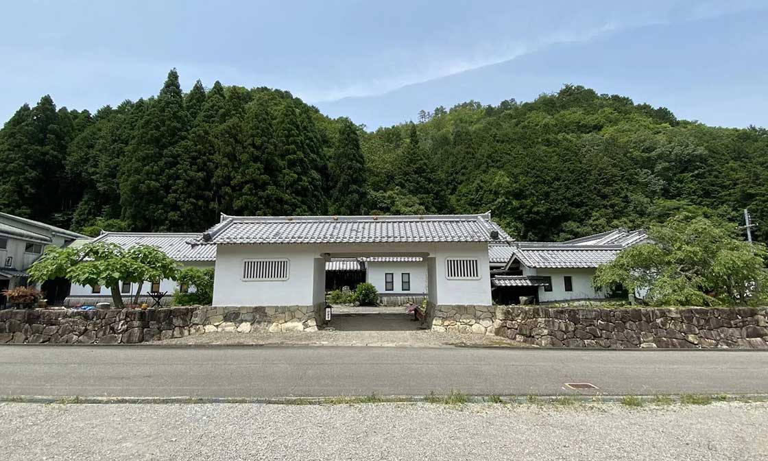 imgi_136_img_0522.jpg