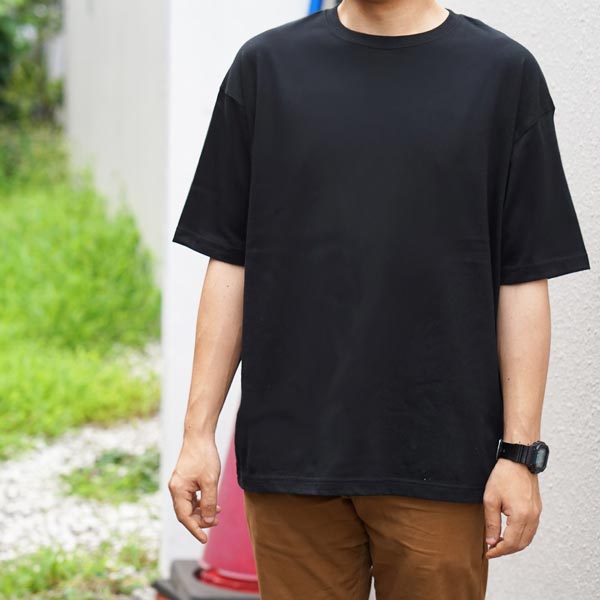 男性モデル 身長170cm / Mサイズ / ブラック