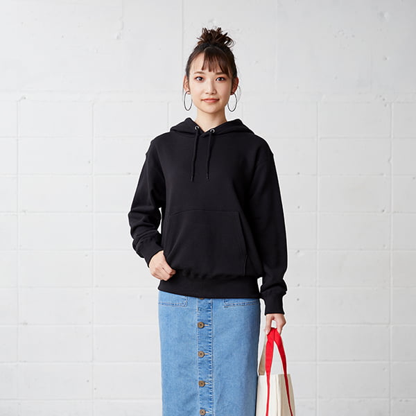モデル身長163㎝/Sサイズ/ブラック着用