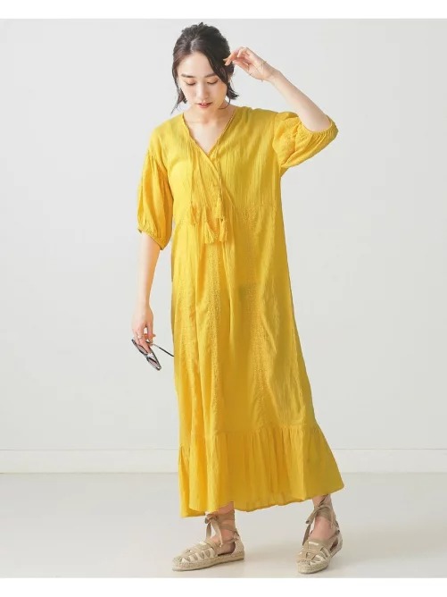 ショートヘアに似合う服装は 年代別 季節別のおすすめコーデ18選