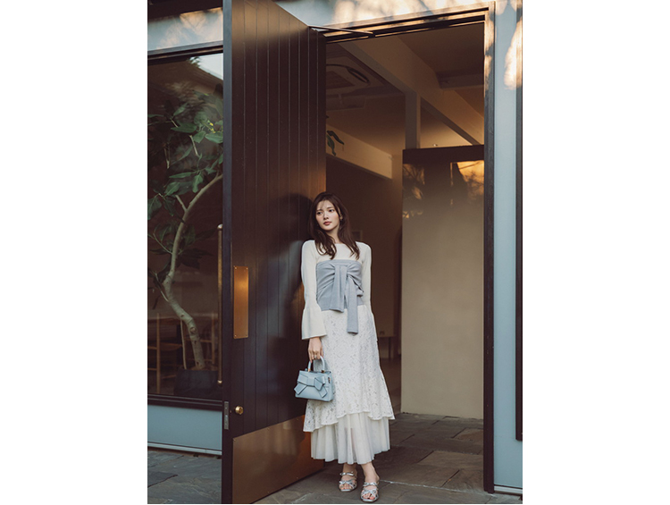 青島心 PROPORTION BODY DRESSING