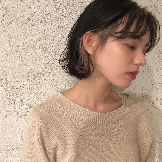 オフィスでバレないインナーカラーは 入れ方やおすすめカラーなど