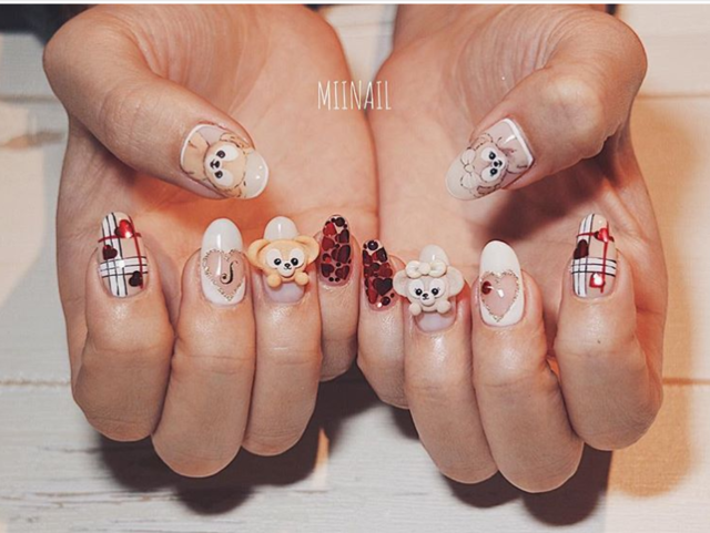 ダッフィーネイルの人気デザイン集 ディズニーの世界観に浸ろう