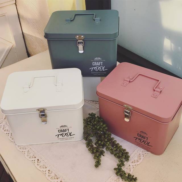 ナチュラルキッチンのグッズで収納 収納アイディアをご紹介