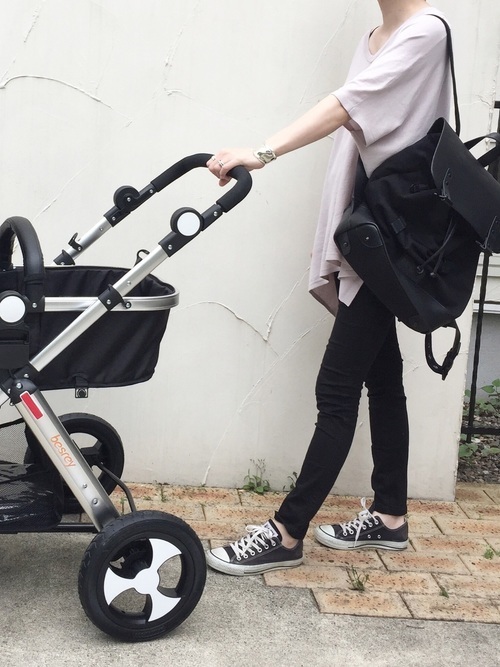 夏のおしゃれな乳児ママコーデ 子育て中のおすすめママコーデ9選