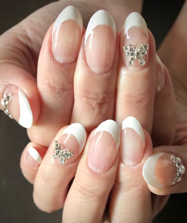 ジェルネイルでフレンチを作る方法は 用意するものやデザインの種類