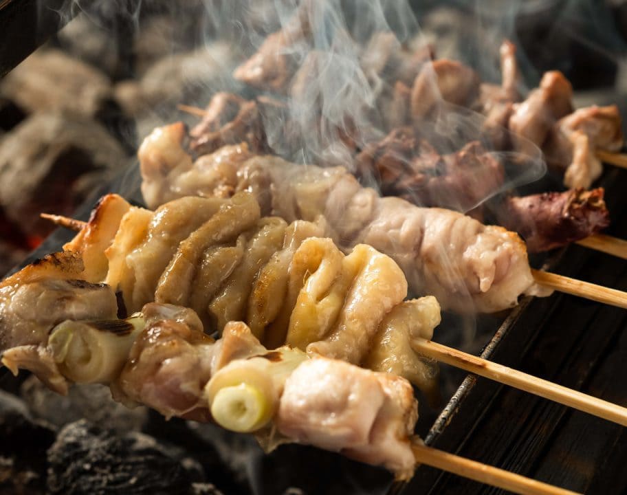 三代目鳥メロ 八王子の宴会はコスパ最高のビールとおいしい焼き鳥で決まり 焼鳥 居酒屋