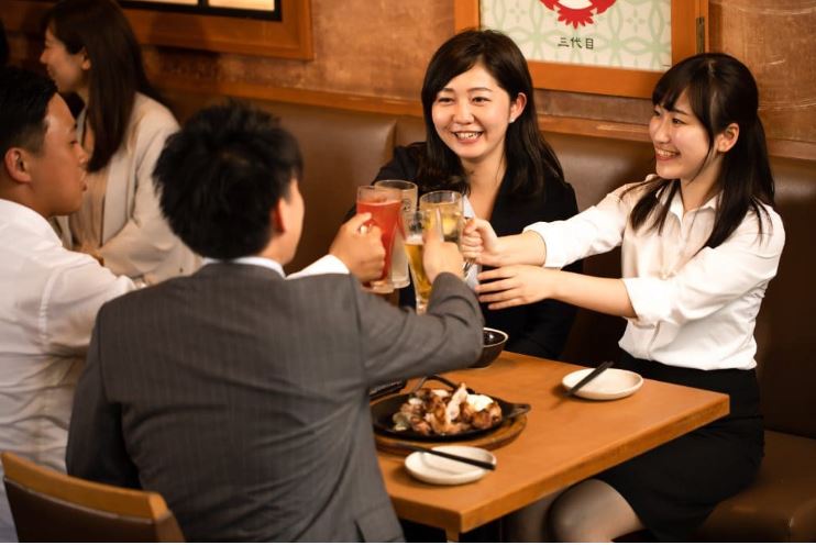 横浜西口 横浜駅周辺での少人数のご宴会に居酒屋をお探しなら 三代目鳥メロ 横浜西口南幸町店 三代目鳥メロ 横浜西口南幸町店