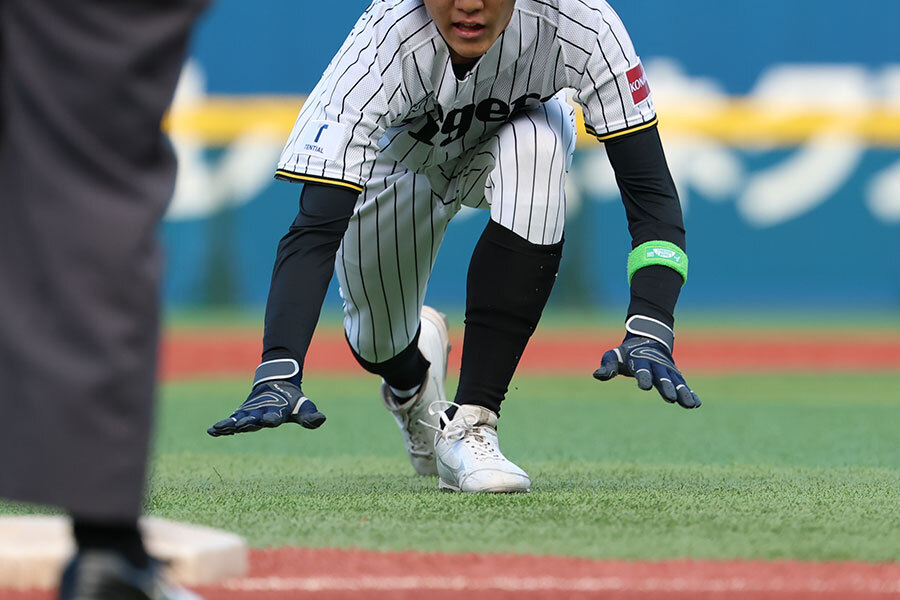 【少年野球ダイジェスト】帰塁は右足を回さない!?「上に蹴る」動作で牽制死を防げ!(’26 4/28)