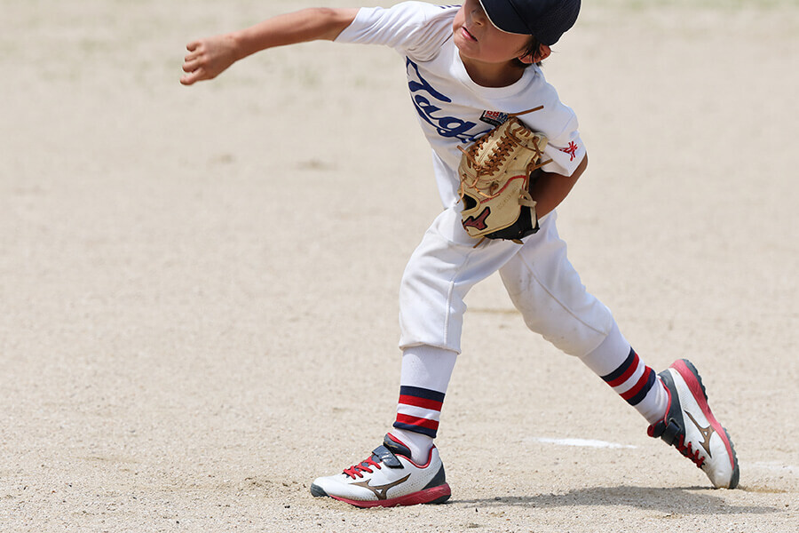 【少年野球ダイジェスト】制球難はこれで解決！？片足で投げるだけのリリースマスター術（’26 4/17）