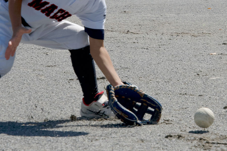【少年野球ダイジェスト】ゴロ捕球の秘訣は「構えない」こと！？ 運動神経を爆上がりさせるキャッチボール術！（’26 4/9）